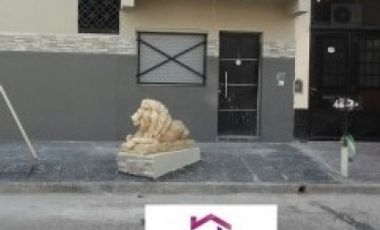 WILDE, AVELLANEDA. ALQUILER DE DPTO. TIPO CASA DE 3 AMBIENTES Y TERRAZA.