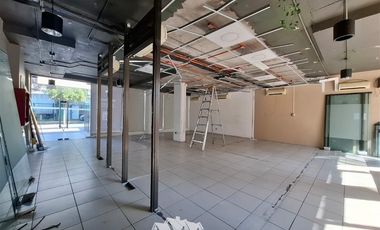 Local Comercial en Arriendo en A pasos del metro Manuel Monntt
