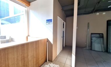 Local Comercial en Arriendo en A pasos del metro Manuel Monntt