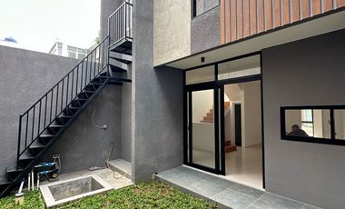 Rumah Scandinavian Dalam Cluster Jagakarsa