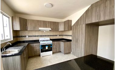 CASA EN VENTA EN SAN JUAN DEL RIO QUERETARO