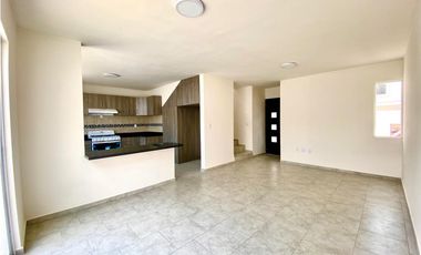 CASA EN VENTA EN SAN JUAN DEL RIO QUERETARO