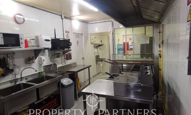 Acogedora casa sector Costa Laguna con local Comercial