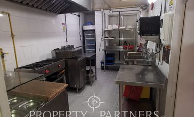 Acogedora casa sector Costa Laguna con local Comercial