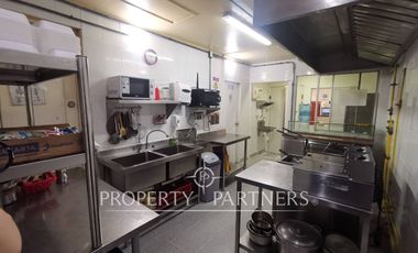 Acogedora casa sector Costa Laguna con local Comercial