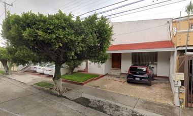 Casa de 1 planta en Jardines de Guadalupe