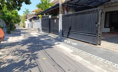 Rumah cantik kawasan renon denpasar