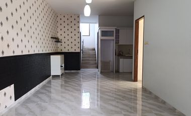 Rumah cantik kawasan renon denpasar