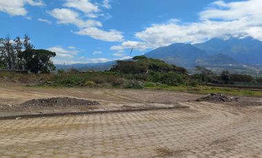 Terreno en Atuntaqui