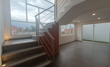 VENTA DE CASA FINSA Y VW