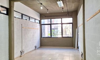 Oficina en venta con renta, SOBRE COLECTORA oeste, ideal inversión - Ingeniero Maschwitz.