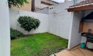 Duplex en Venta en Lanus Este