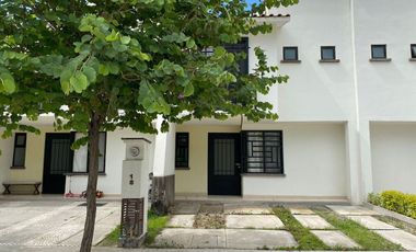 CASA EN RENTA LA YESCA,  CLUSTER  HISTORIADORES, LEON,  GUANAJUATO
