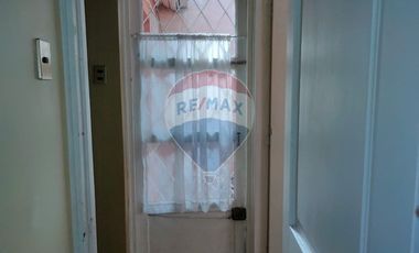 ENORME CASA A LA VENTA EN LA REINA