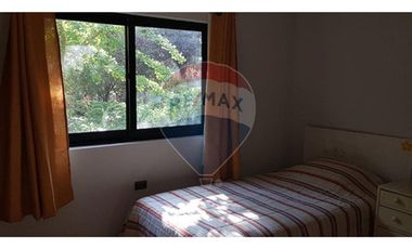 CASA DE CAMPO ENTRE VIÑAS, PANQUEHUE