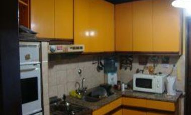 Vende:Chalet