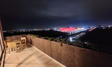 DEPARTAMENTO AMUEBLADO EN RENTA SOBRE FRAY JUNIPERO, FRENTE A PASEO QUERETARO