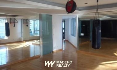 Alquiler / venta de departamento 3 ambientes en Puerto Madero