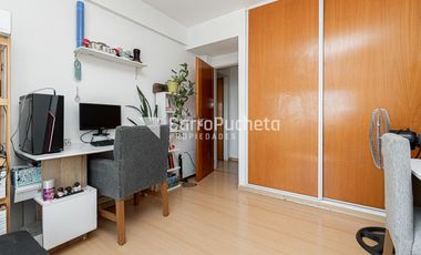 Venta semipiso 3 ambientes con cochera en Morón.