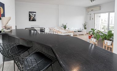Venta semipiso 3 ambientes con cochera en Morón.