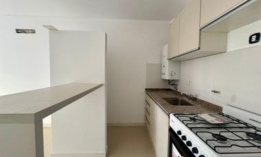venta departamento semipiso un dormitorio al frente , amenities