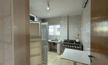 Departamento semipiso cuatro ambientes a la venta en Avellaneda Centro