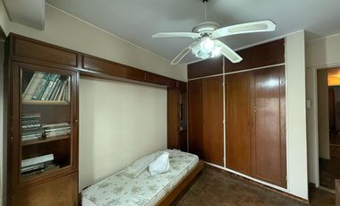Departamento semipiso cuatro ambientes a la venta en Avellaneda Centro