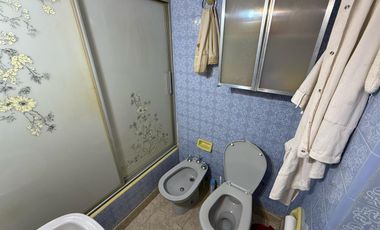 Departamento semipiso cuatro ambientes a la venta en Avellaneda Centro