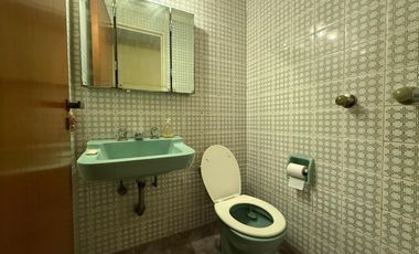 Departamento semipiso cuatro ambientes a la venta en Avellaneda Centro