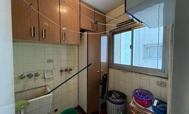Departamento semipiso cuatro ambientes a la venta en Avellaneda Centro