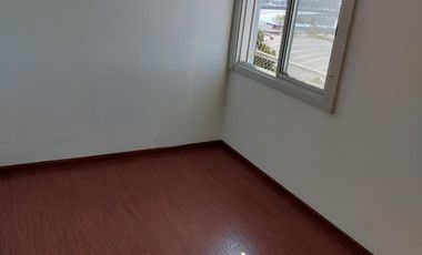 Departamento de tres ambientes con cochera a la venta en Torres Pueyrredon