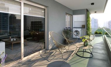 Departamento dos dormitorios con patio en venta Centro