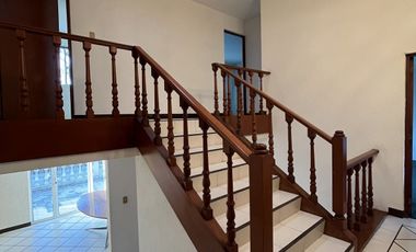 CASA EN VENTA EN LOMAS DE LAS PALMAS