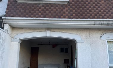 CASA EN VENTA EN LOMAS DE LAS PALMAS