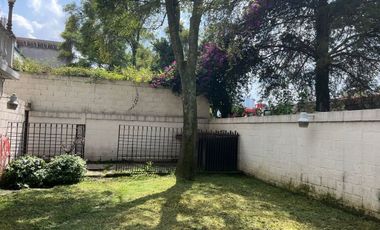 CASA EN VENTA EN LOMAS DE LAS PALMAS