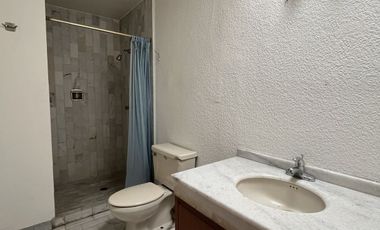 CASA EN VENTA EN LOMAS DE LAS PALMAS