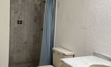 CASA EN VENTA EN LOMAS DE LAS PALMAS