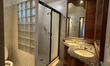 CASA EN VENTA EN LOMAS DE LAS PALMAS