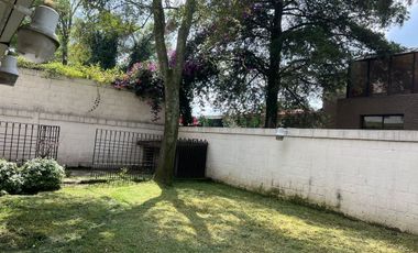 CASA EN VENTA EN LOMAS DE LAS PALMAS