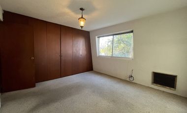 CASA EN VENTA EN LOMAS DE LAS PALMAS