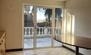 CASA EN VENTA EN LOMAS DE LAS PALMAS