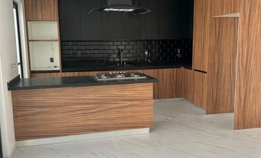 Se Vende Casa en Coto Foret, Zapopan Cerca de la Primavera