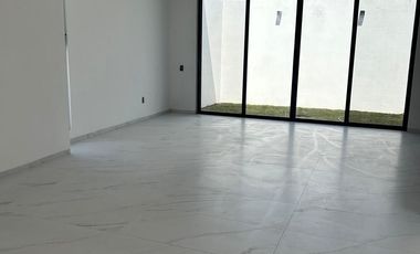 Se Vende Casa en Coto Foret, Zapopan Cerca de la Primavera