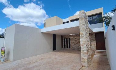 CASA EN TEMOZON NORTE