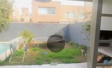 Casa en  alquiler tres dormitorios,  para septiembre, Urca, Zona norte