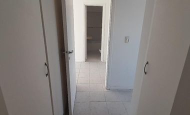Casa en  alquiler tres dormitorios,  para septiembre, Urca, Zona norte
