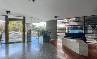 Venta  Piso exclusivo, barrio Martin, Rosario, 4 dormitorios, vista al rio !