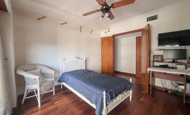 Venta  Piso exclusivo, barrio Martin, Rosario, 4 dormitorios, vista al rio !