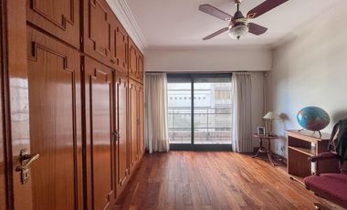 Venta  Piso exclusivo, barrio Martin, Rosario, 4 dormitorios, vista al rio !