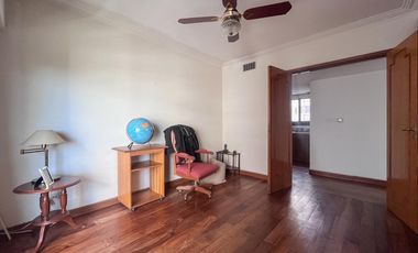 Venta  Piso exclusivo, barrio Martin, Rosario, 4 dormitorios, vista al rio !